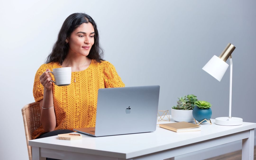 Empleados buscan una modalidad remota más que el regreso a las oficinas: HubSpot