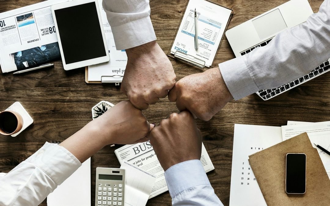 La importancia de la diversidad e inclusión en la construcción de equipos de trabajo sólidos y efectivos