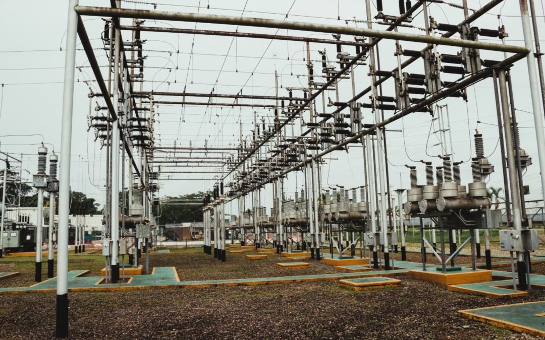 ¿Cómo las microrredes permiten reducir la facturación de la energía en el país?
