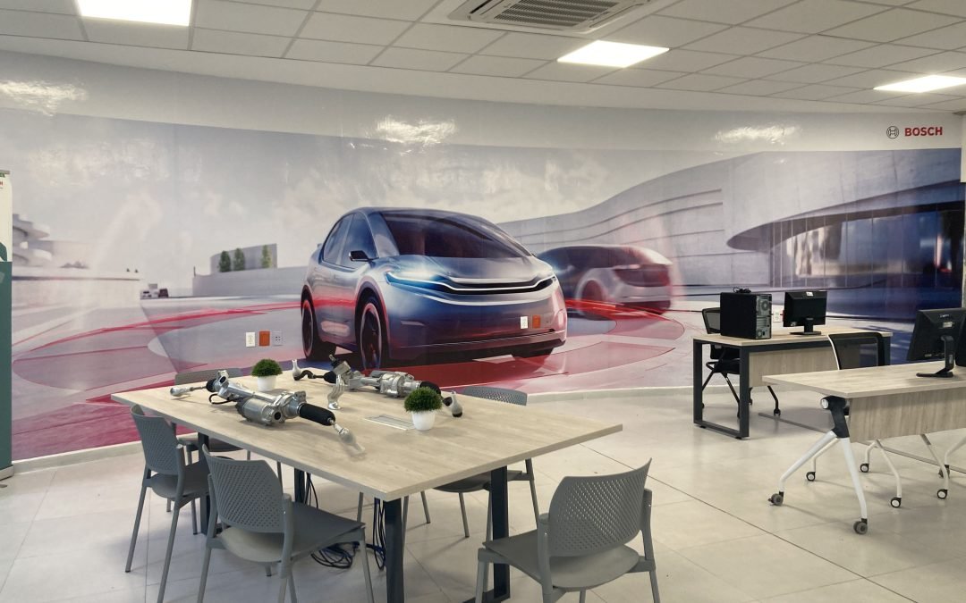 Bosch México y la UdeG forman alianza para reducir las brechas tecnológicas