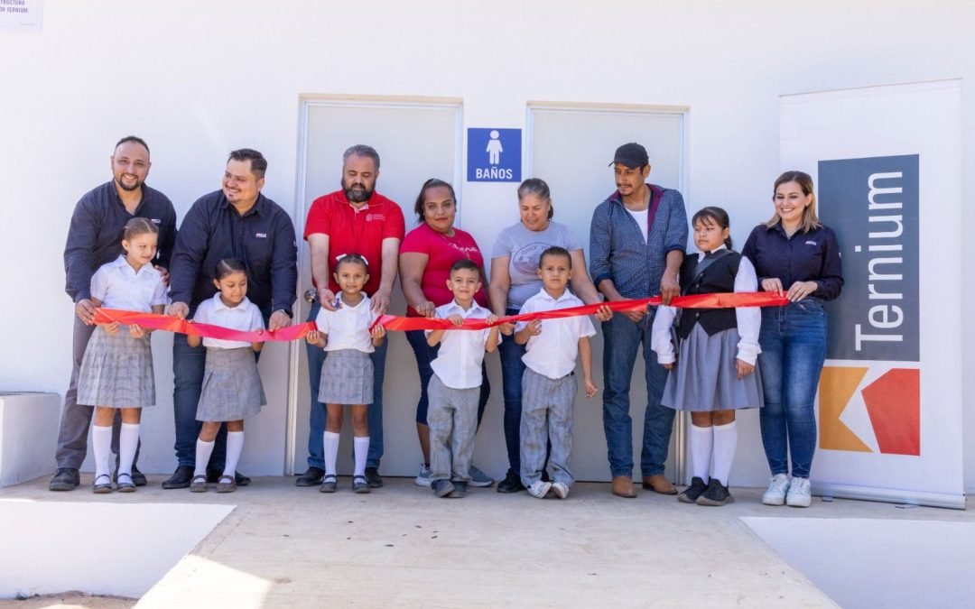 Ternium colabora a la reconstrucción y equipamiento de escuelas en Michoacán