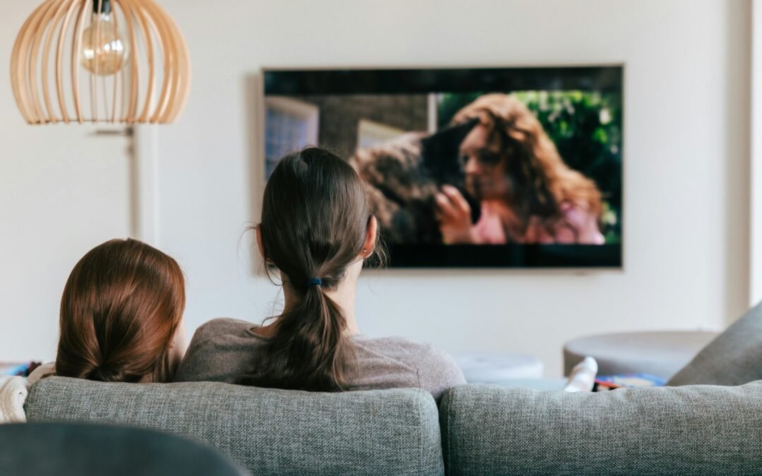 El consumo audiovisual en Colombia se transforma: TV abierta y streaming se complementan