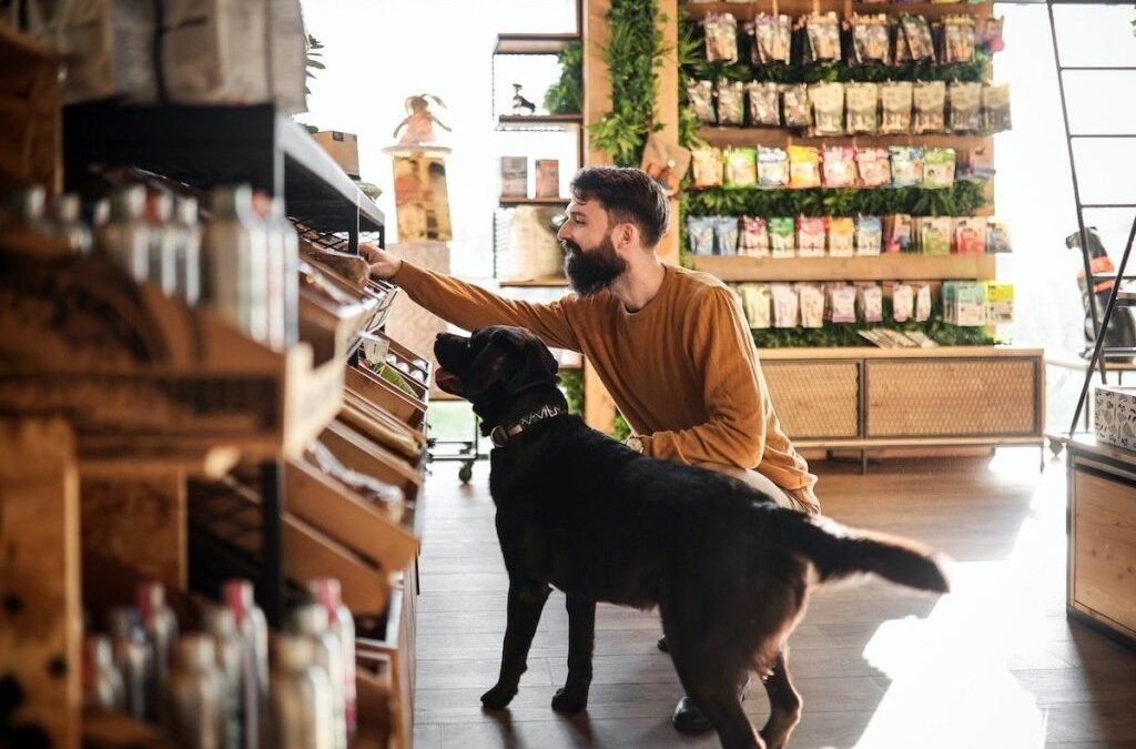 Sustainable Pet Food Foundation: dos encuestas muestran un aumento hacia dietas sostenibles para mascotas