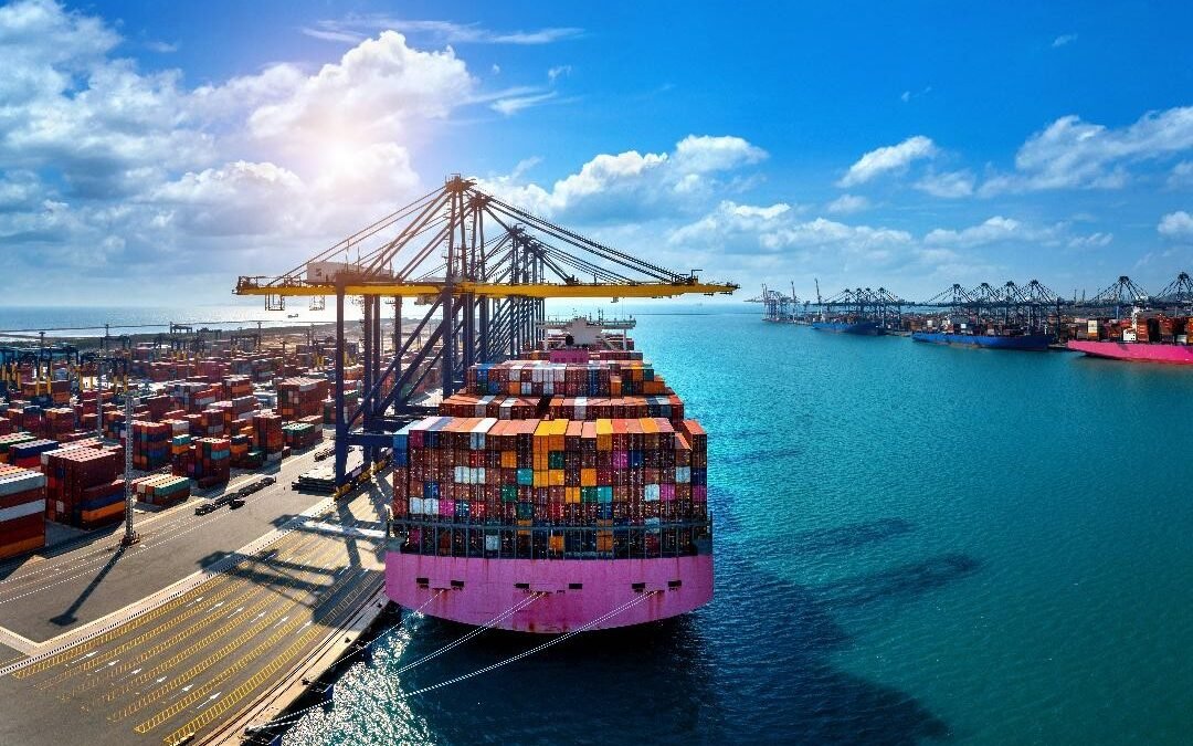 China se consolida como un de los mayores socios comerciales de Colombia y le exige al país mover el dinero de manera veloz usando tecnología